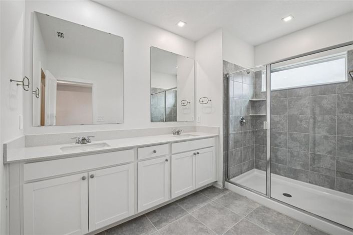 Image No.31-3 Bed Townhouse for sale