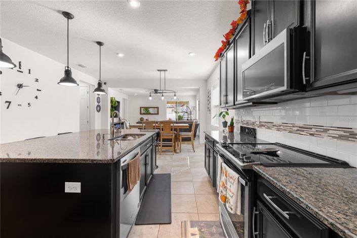 Image No.14-4 Bed Property for sale