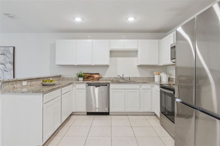 Image No.26-4 Bed Property for sale