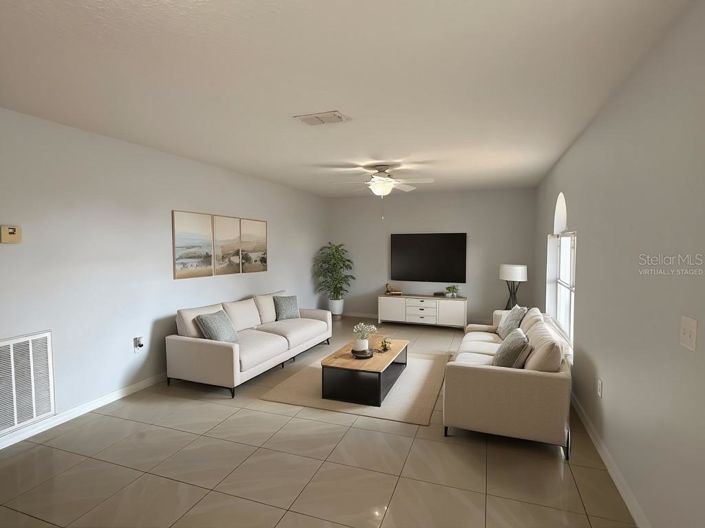 Image No.11-4 Bed Property for sale