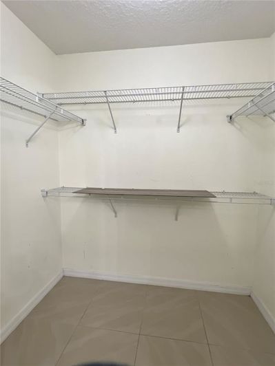 Image No.23-4 Bed Property for sale