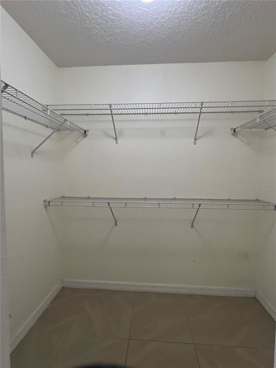 Image No.24-4 Bed Property for sale