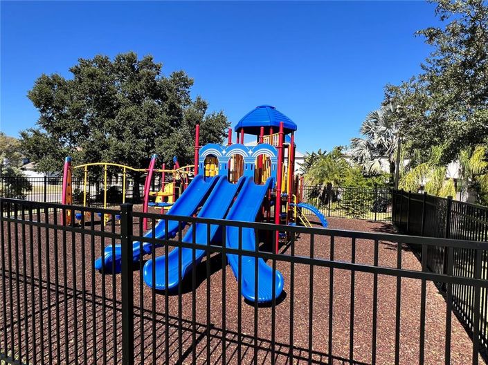 Image No.41-4 Bed Property for sale