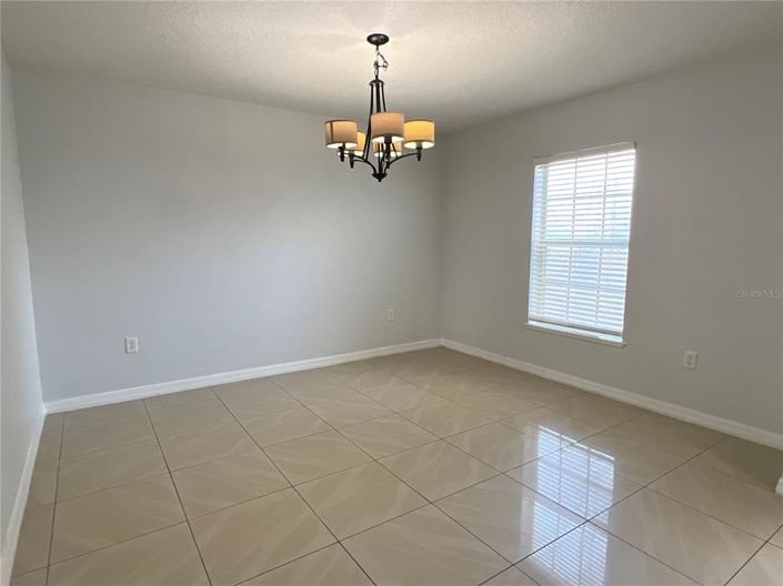 Image No.44-4 Bed Property for sale