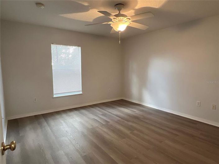 Image No.56-4 Bed Property for sale