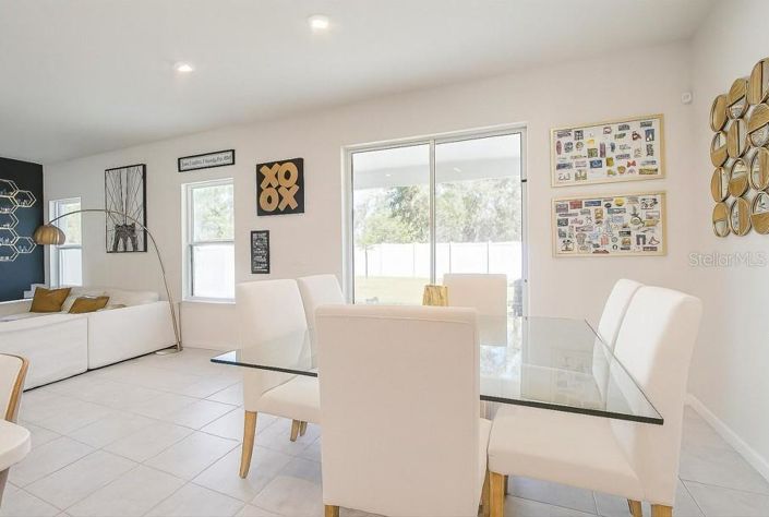 Image No.16-4 Bed Property for sale