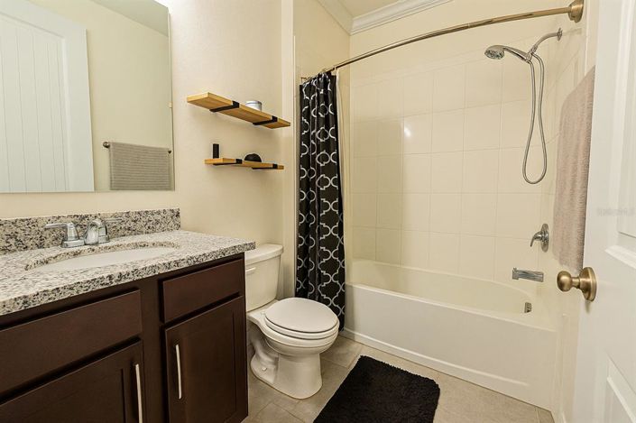 Image No.9-Propriété de 2 chambres à vendre à Clermont