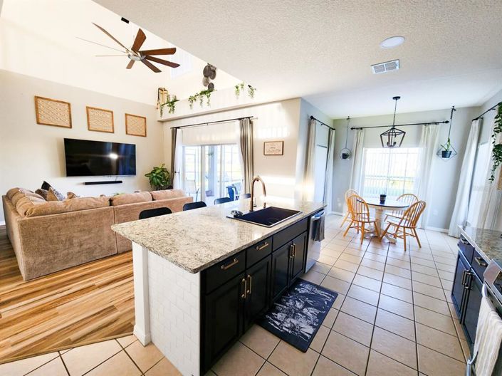 Image No.6-Propriété de 5 chambres à vendre à Kissimmee