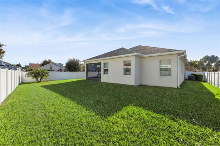 Image No.23-3 Bed Property for sale