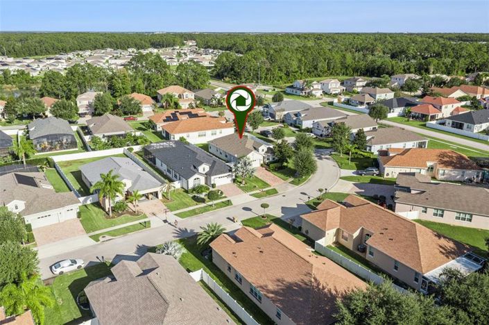 Image No.28-3 Bed Property for sale