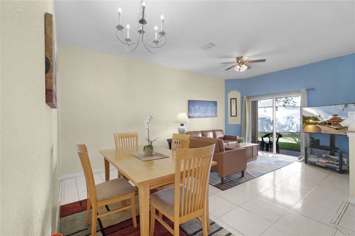 Image No.16-4 Bed Townhouse for sale