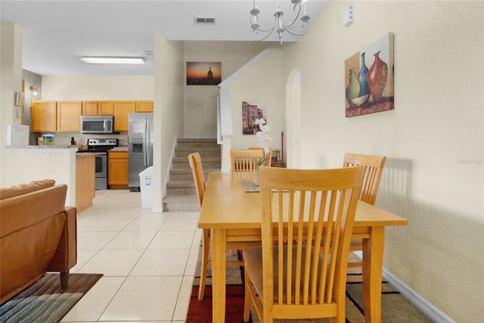 Image No.19-4 Bed Townhouse for sale