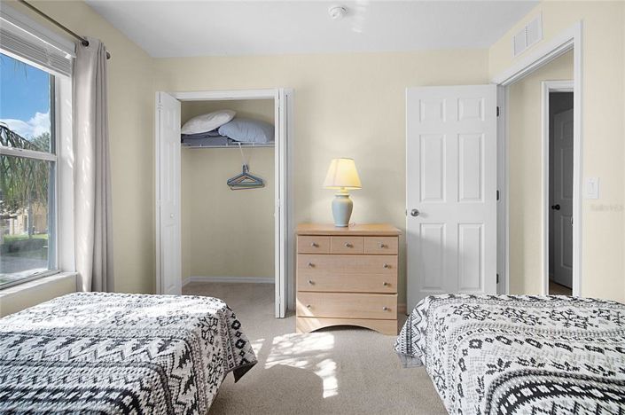 Image No.26-4 Bed Townhouse for sale