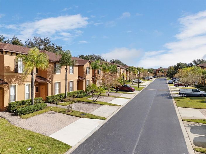 Image No.5-4 Bed Townhouse for sale