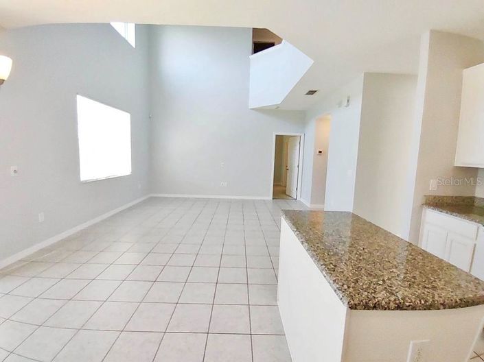 Image No.8-Propriété de 6 chambres à vendre à Davenport