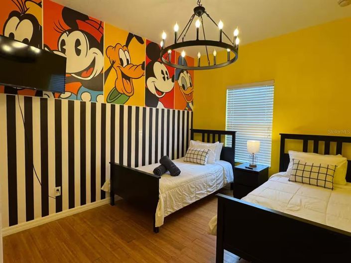 Image No.21-5 Bed Townhouse for sale