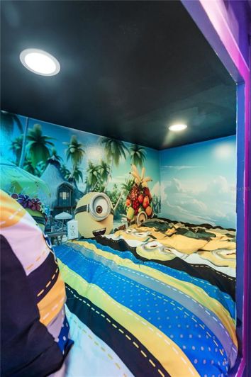 Image No.5-8 Bed Property for sale