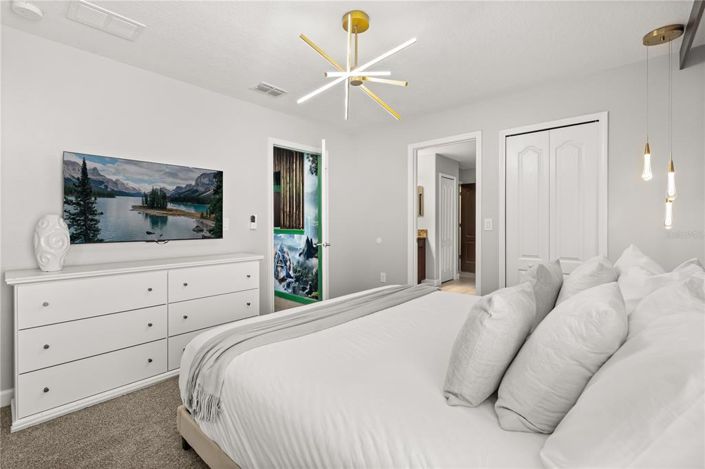 Image No.52-8 Bed Property for sale