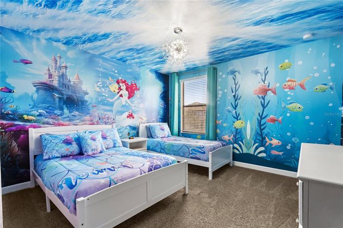 Image No.63-8 Bed Property for sale