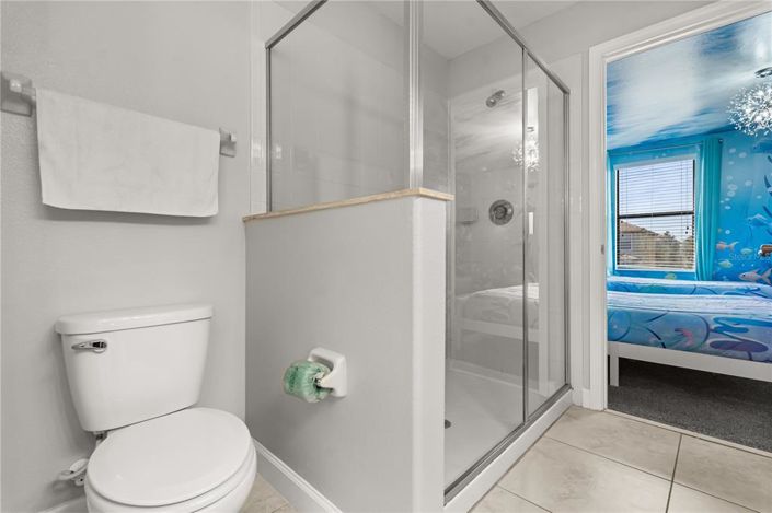 Image No.66-8 Bed Property for sale