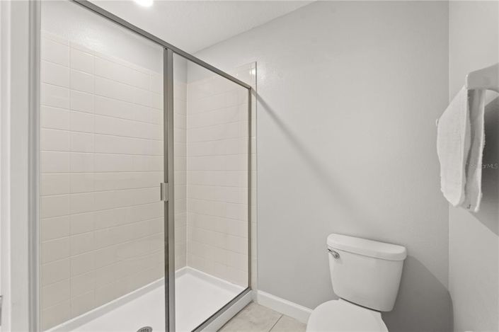 Image No.72-8 Bed Property for sale