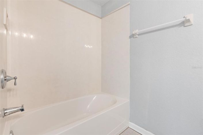 Image No.15-2 Bed Property for sale