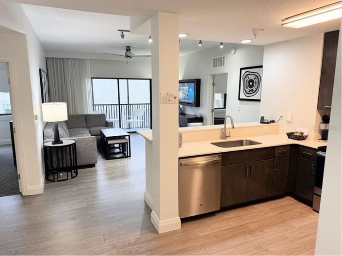 Image No.10-3 Bed Property for sale