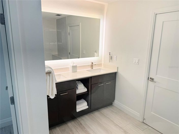 Image No.24-3 Bed Property for sale