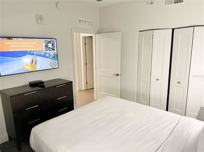 Image No.30-3 Bed Property for sale