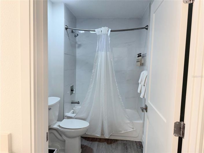 Image No.32-3 Bed Property for sale