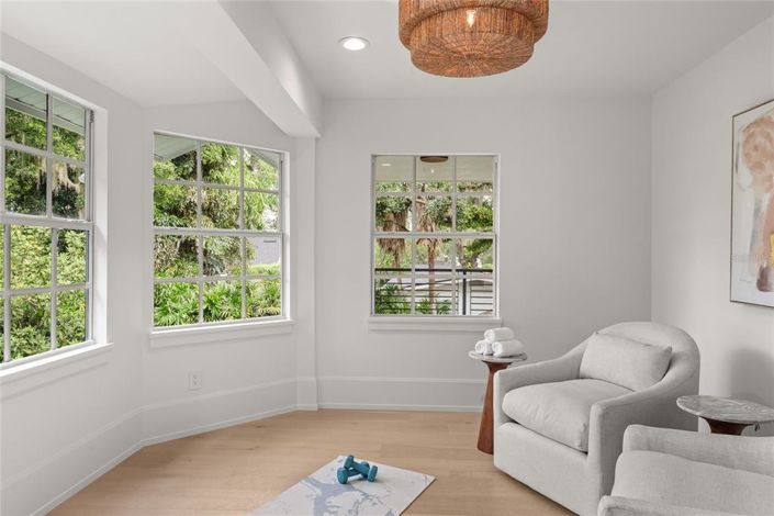 Image No.49-5 Bed Property for sale