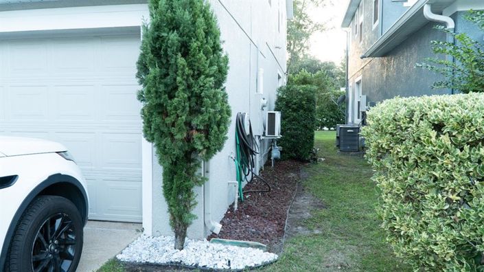 Image No.10-5 Bed Property for sale