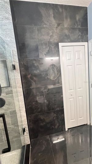 Image No.16-5 Bed Property for sale