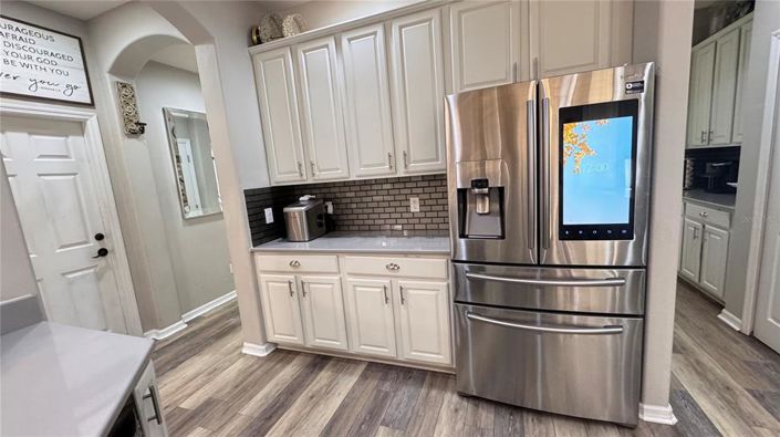 Image No.19-5 Bed Property for sale