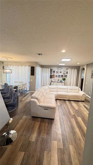 Image No.26-5 Bed Property for sale