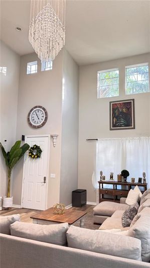 Image No.3-5 Bed Property for sale