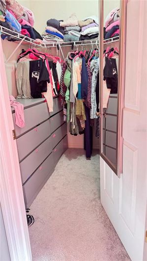 Image No.30-5 Bed Property for sale