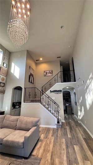 Image No.4-5 Bed Property for sale