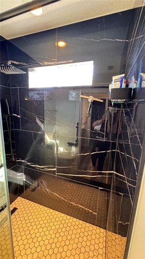 Image No.43-5 Bed Property for sale