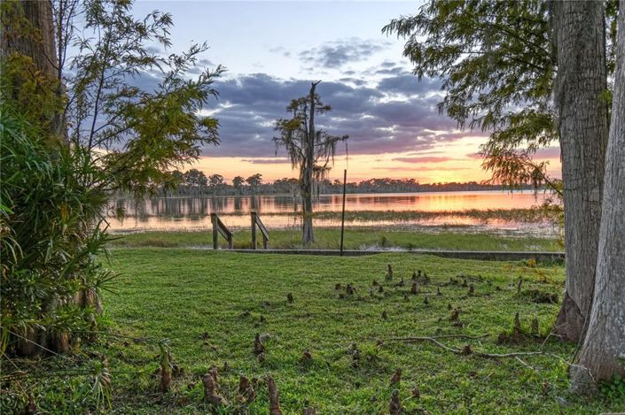 Image No.16-4 Bed Property for sale