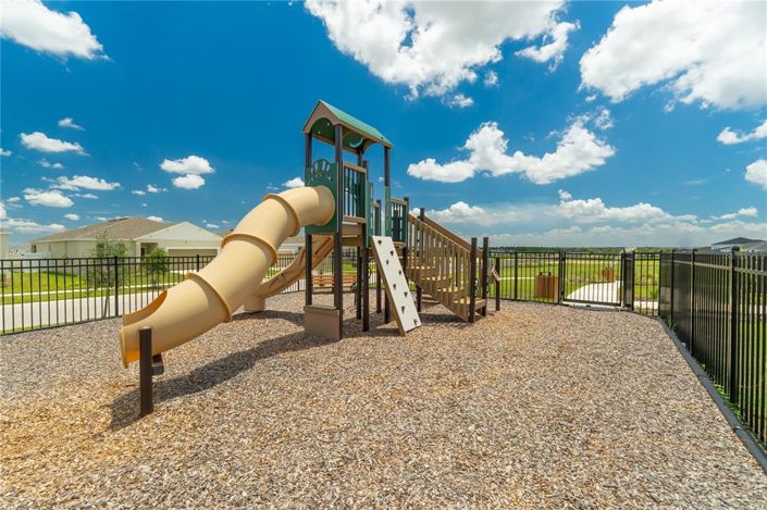 Image No.42-4 Bed Property for sale