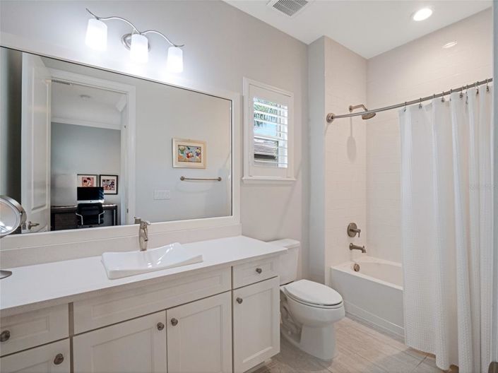 Image No.34-6 Bed Property for sale