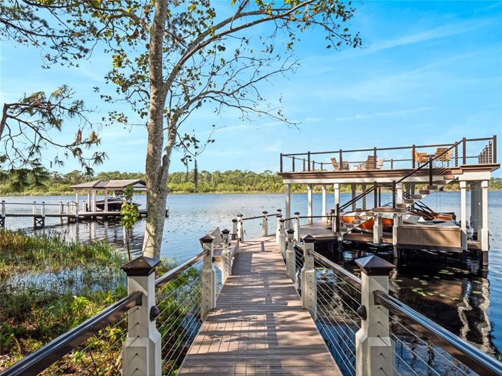 Image No.52-6 Bed Property for sale