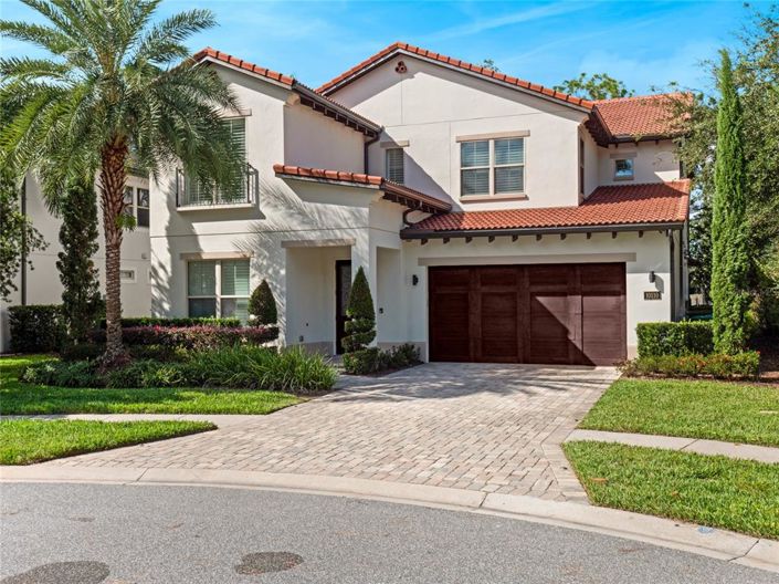 Image No.63-6 Bed Property for sale