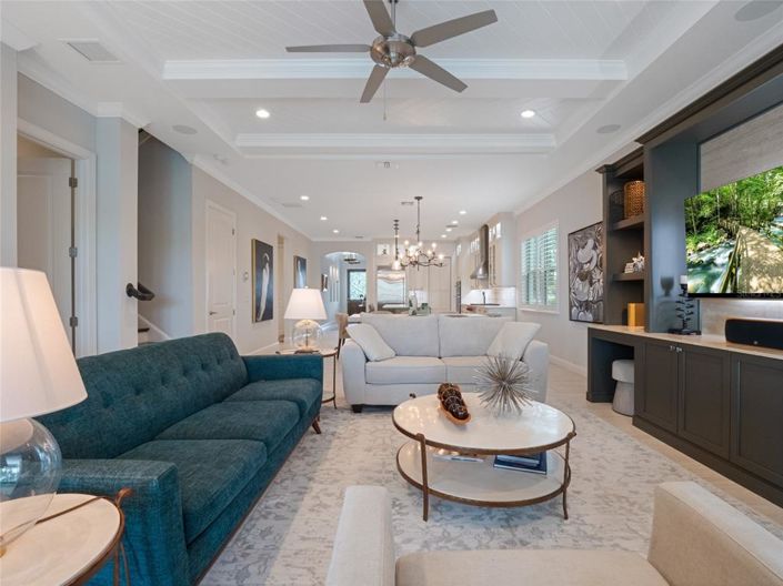 Image No.7-6 Bed Property for sale