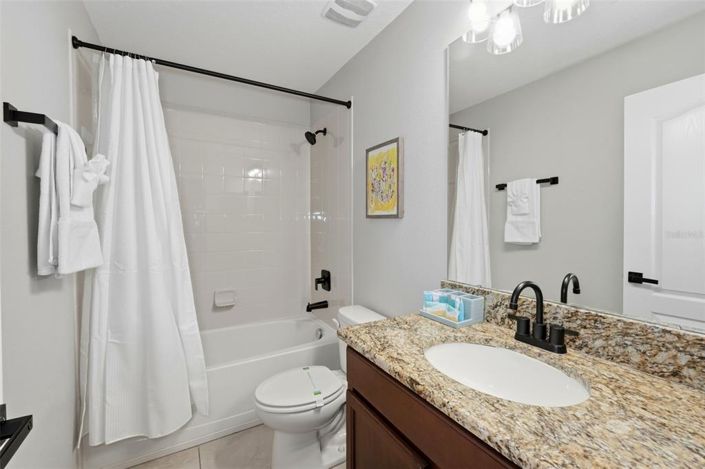 Image No.31-8 Bed Property for sale