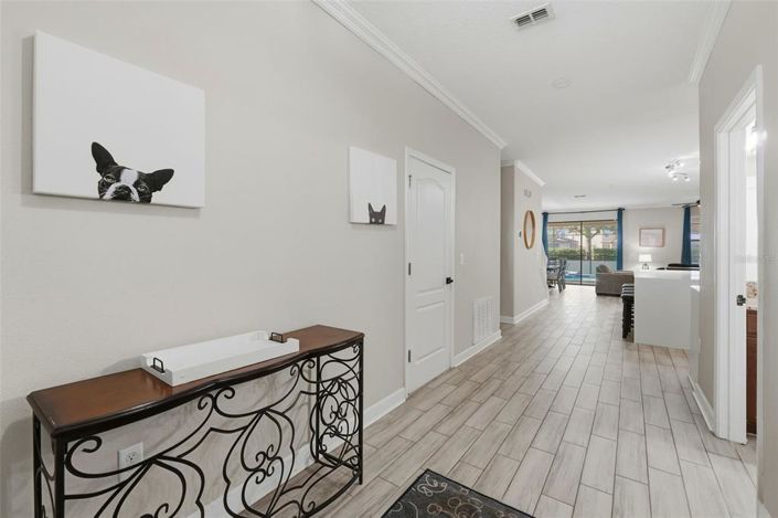 Image No.4-8 Bed Property for sale