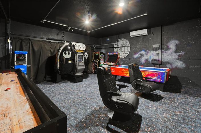 Image No.42-8 Bed Property for sale