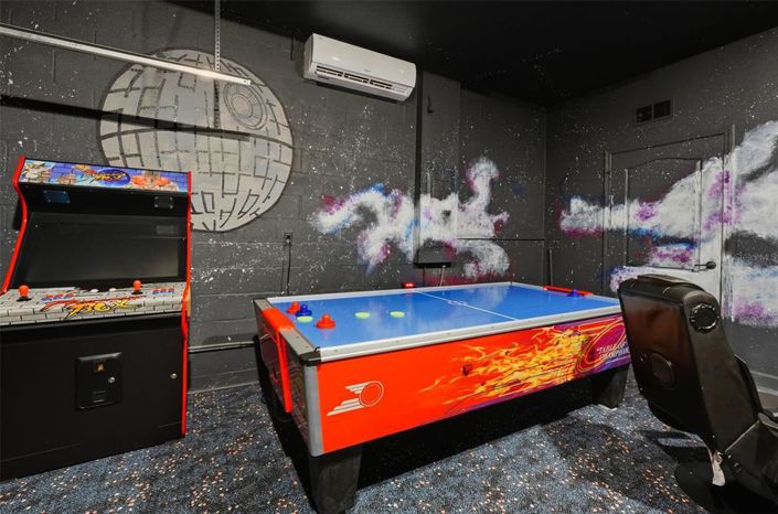 Image No.44-8 Bed Property for sale