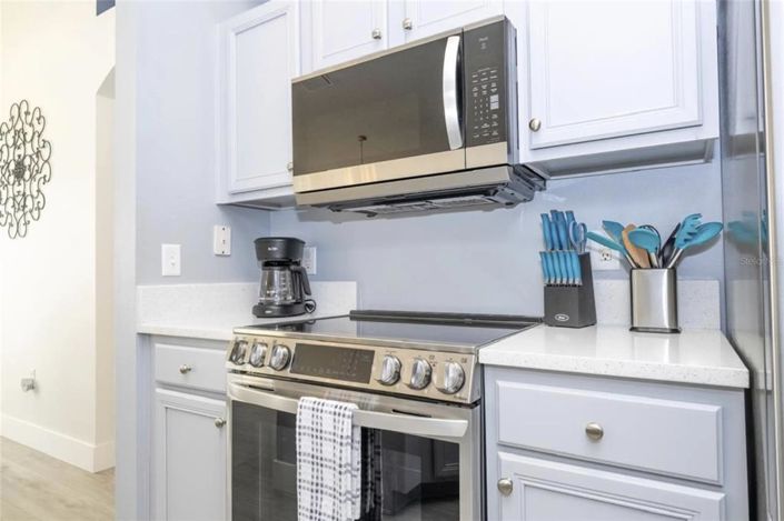 Image No.11-4 Bed Property for sale